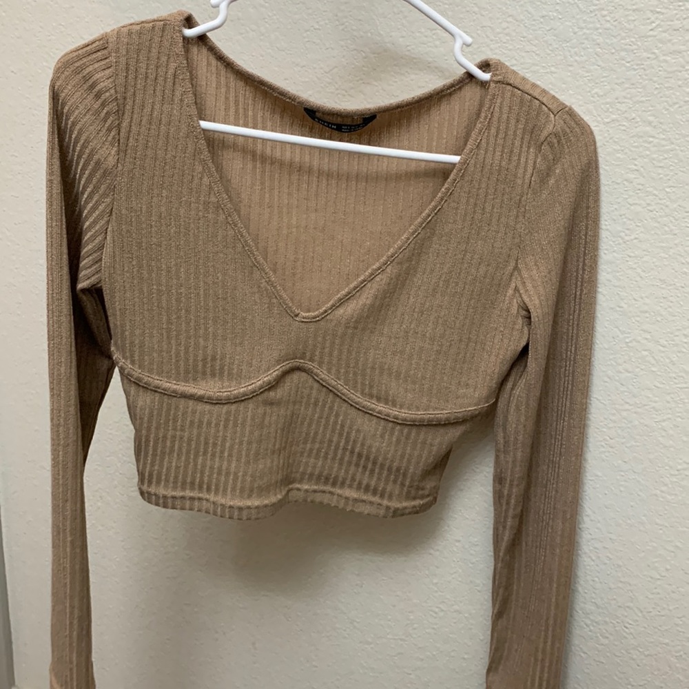 SHEIN V Neck Solid Fitted Crop Top